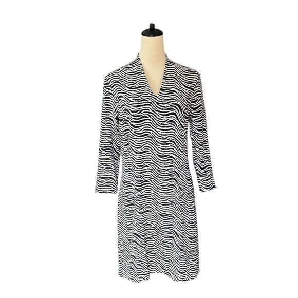 J Mclaughlin Dresses & Skirts - J. McLaughlin Ivana Catalina Cloth Zebra Print Dress Size Medium